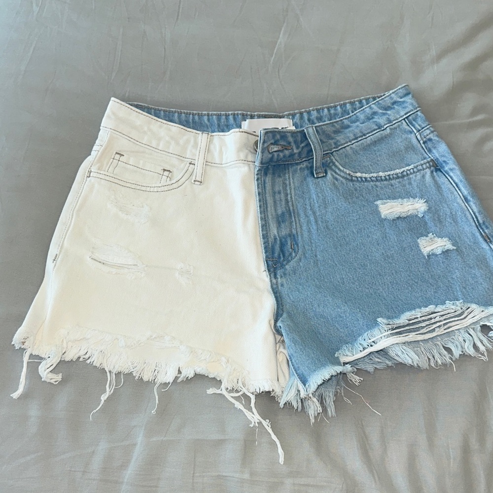 Chic Two-Tone Denim Shorts